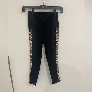 Zyia Active Brilliant Hi Rise Leopard Side Panel Crop Legging Size 4